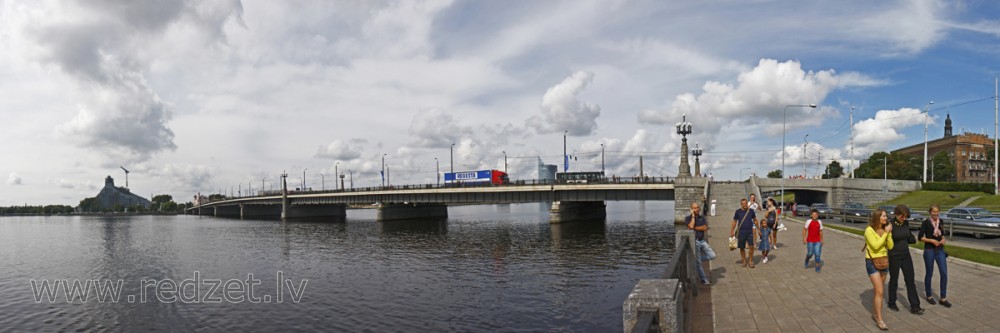Rīgas Akmens tilts