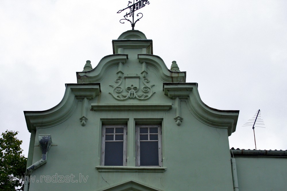 Ēkas fragments (Pils iela 30)