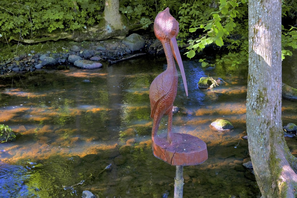 Koka skulptūra - Gārnis