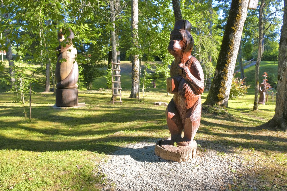 Koka skulptūra - Dakteris Gorilla