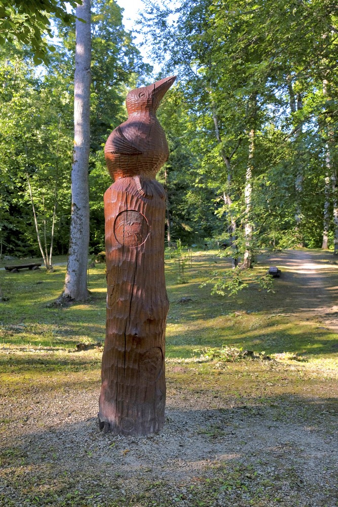 Koka skulptūra - Totēmu stabs II