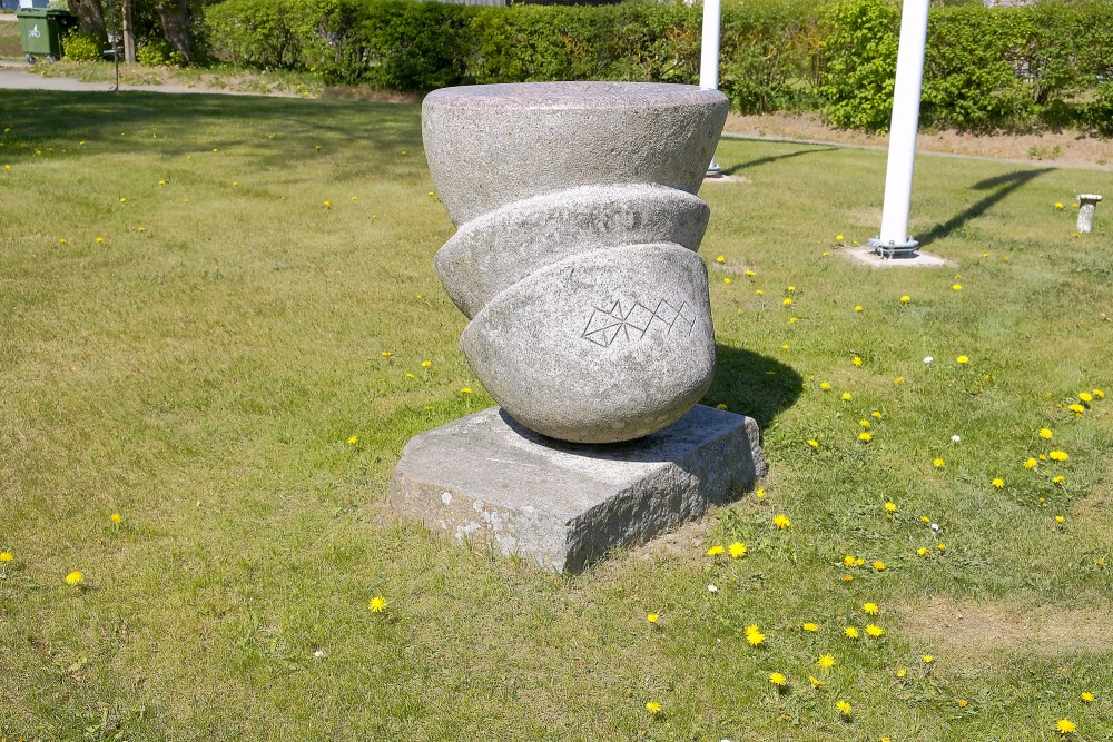 Sculpture "Murds" (Fish Trap) in Staicele