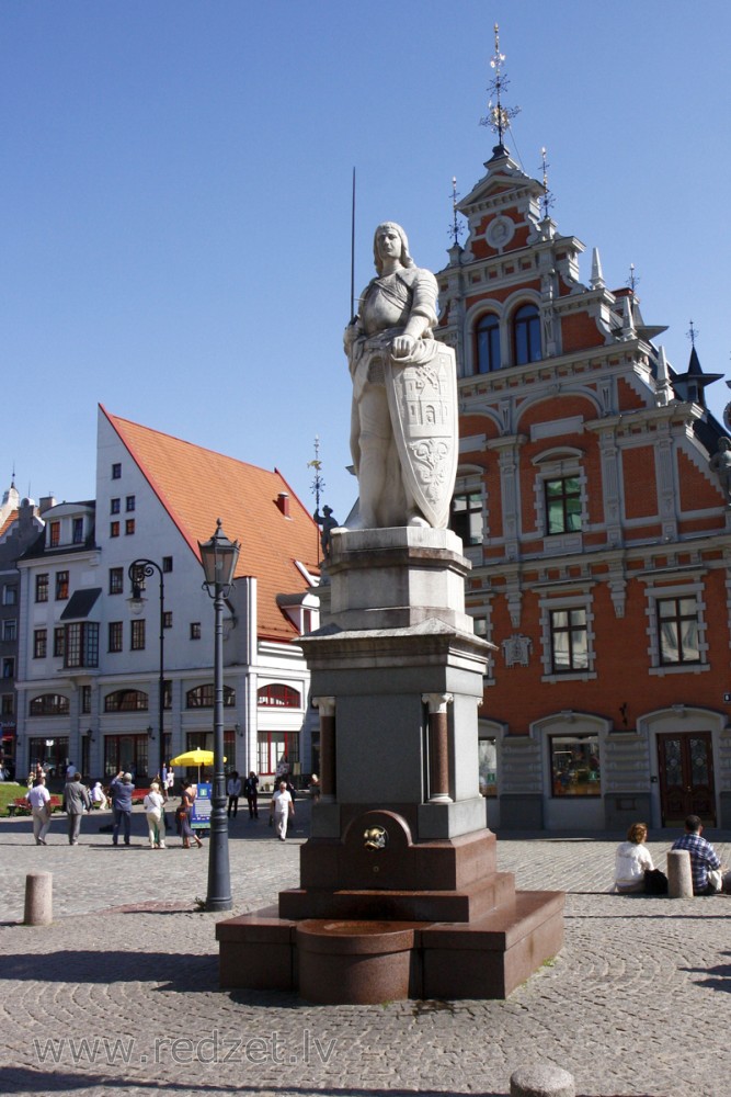 Rolands Statue, Riga, Latvia