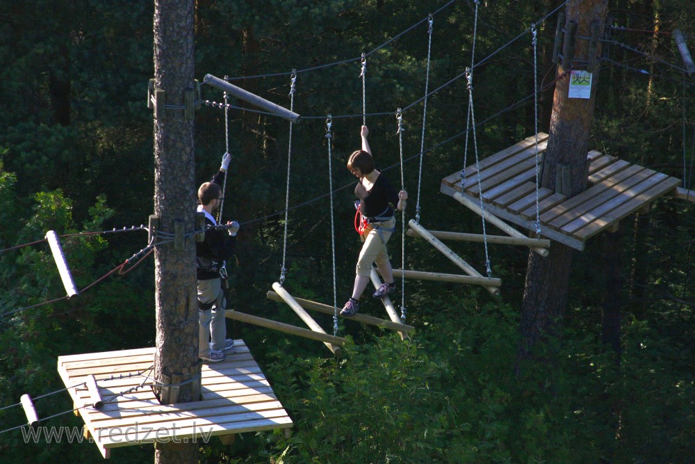 Virvju trase Ventspils piedzīvojumu parkā