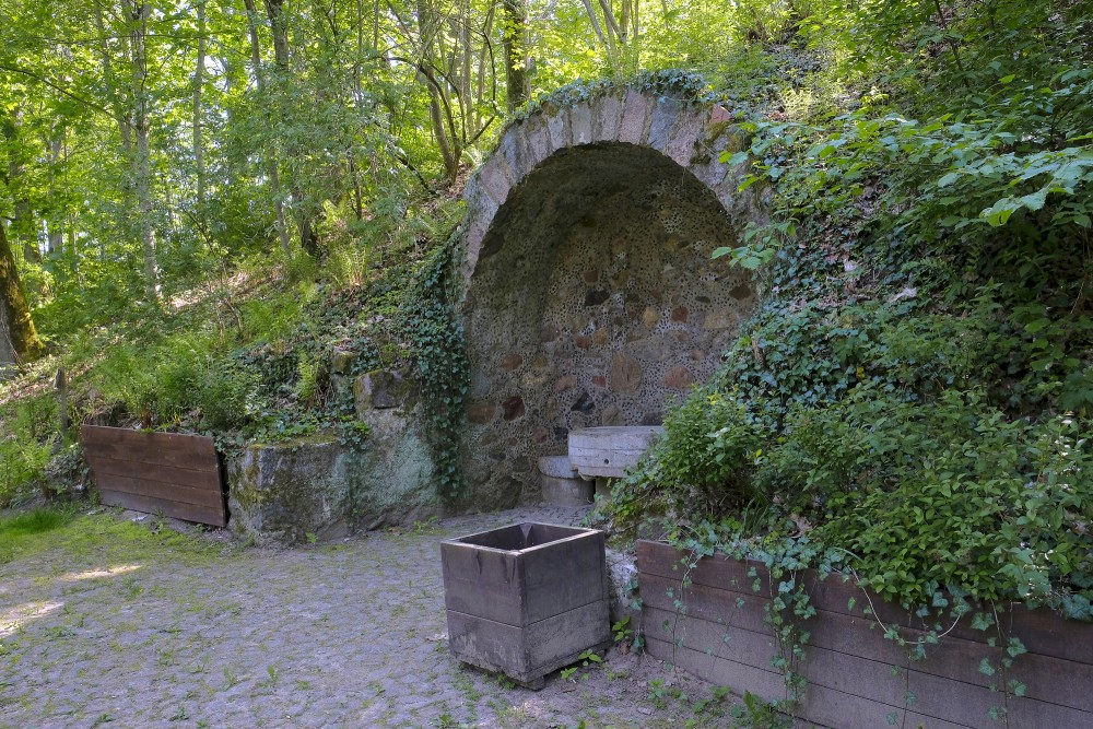 Grotto in Kazdanga Manor Park