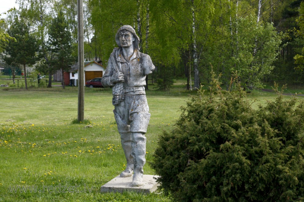 Zvejnieka skulptūra "Oskars"