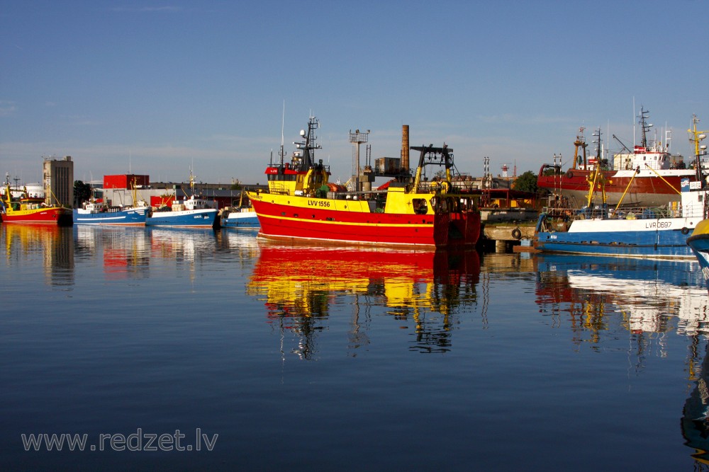 Kuģi Ventspils zvejas ostā