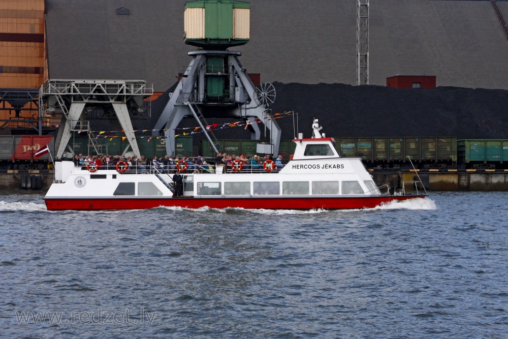 Riverboat "Hercogs Jēkabs” in tour by the River Venta