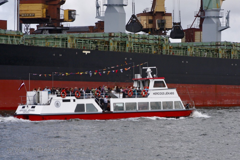 Riverboat "Hercogs Jēkabs” in tour by the River Venta