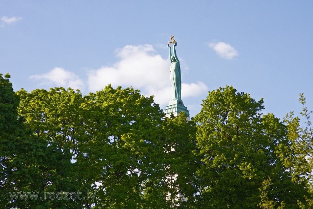 Brīvības piemineklis Rīgā