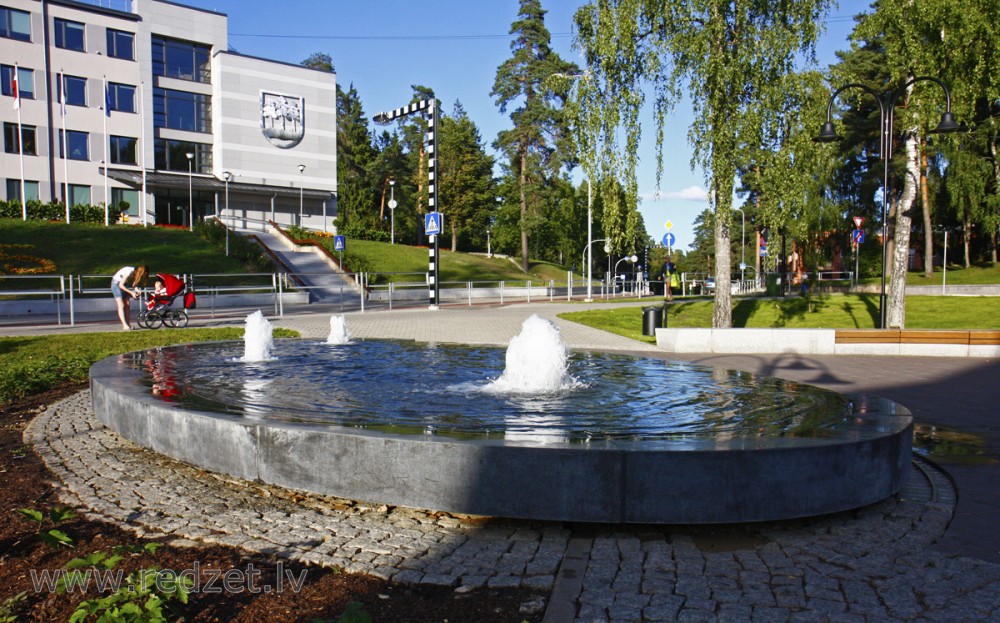 Strūklaka Ogrē pie pilsētas domes