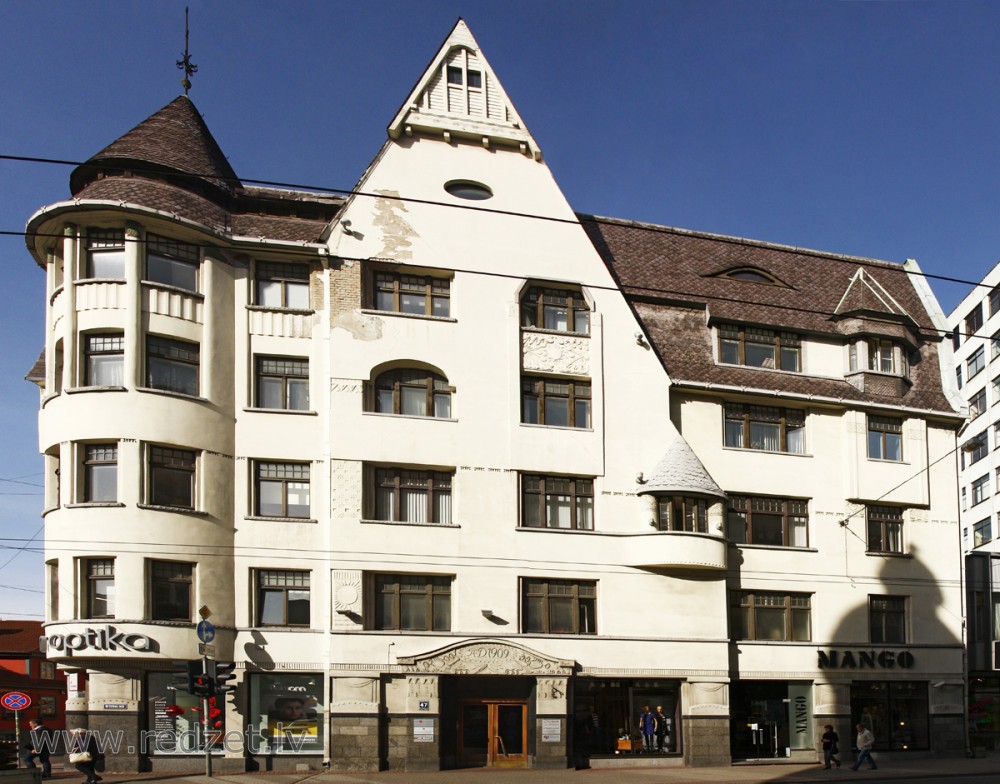 Rīga, Brīvības iela 47