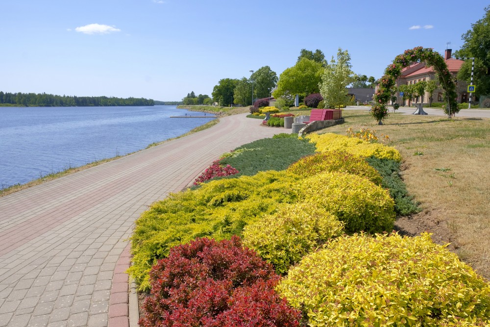 Pļaviņu Daugavas promenāde