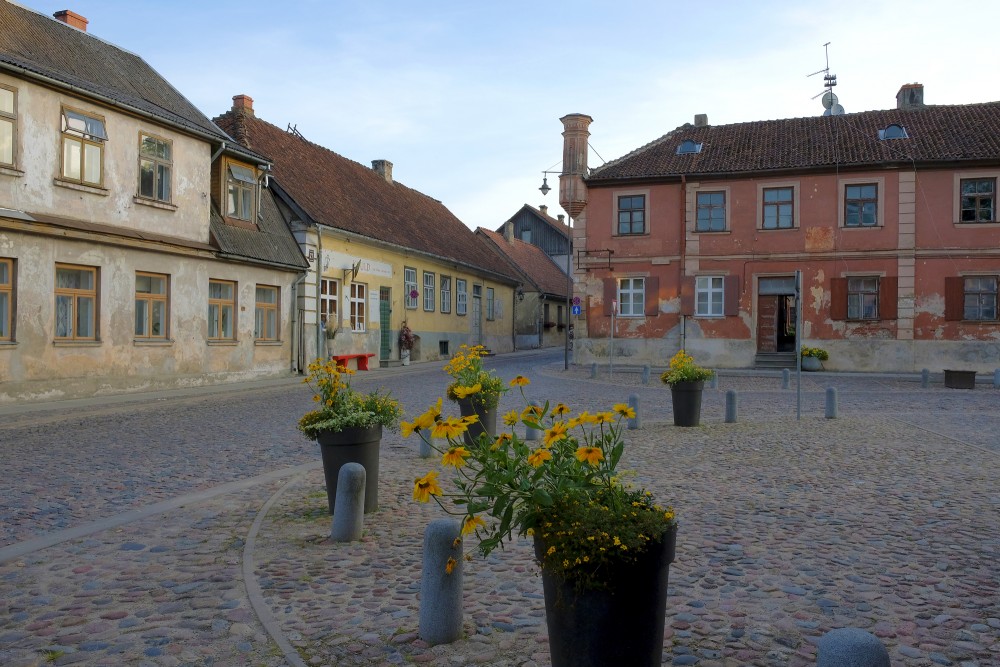 Kuldīgas vecpilsēta, Baznīcas iela