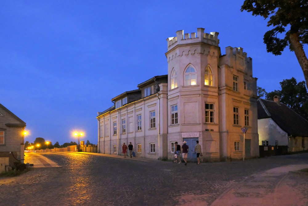 Kuldīgas vecpilsēta, Pils iela 2