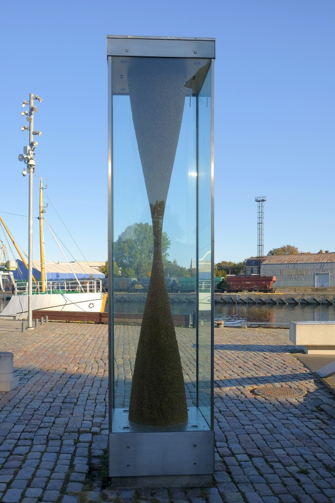 Amber Clock (Liepāja)
