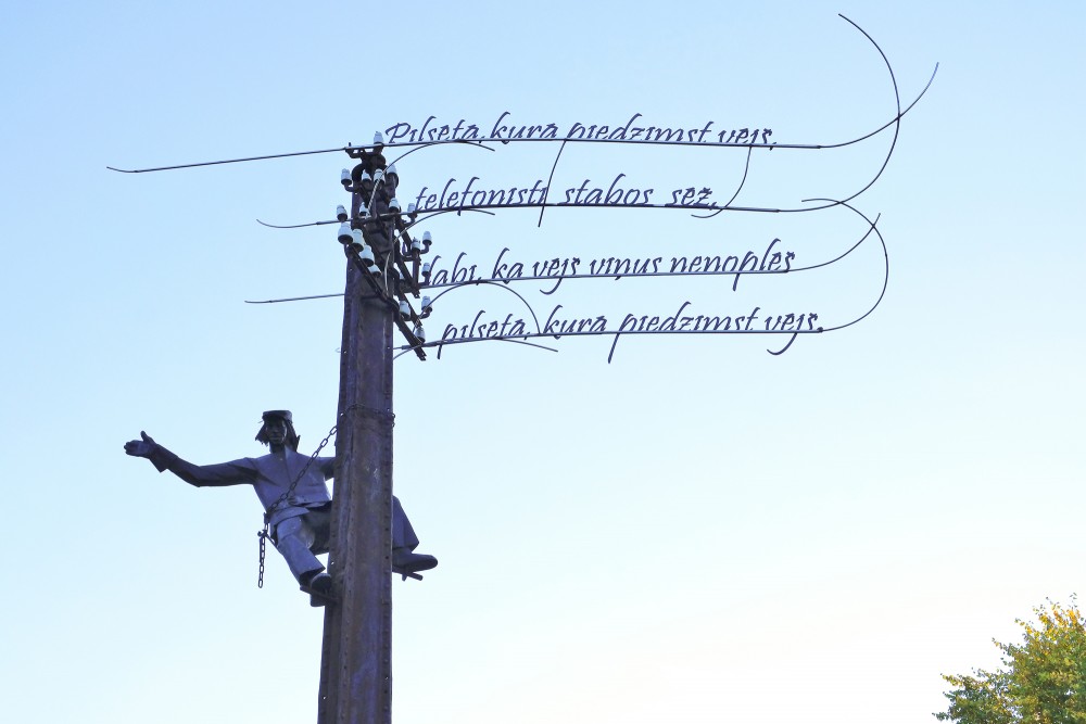 Liepāja Anthem Sculpture - Telephonist