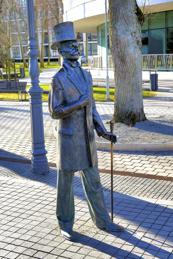 Sculpture of Count Feliksas Tiškevičius in Palanga