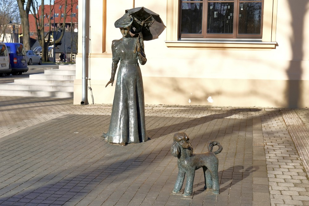 Sculpture of Countess Antanina Sofija Loncka-Tiškevičius in Palanga