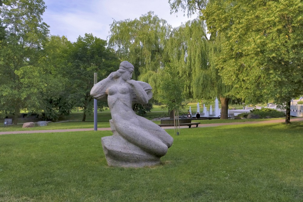 Sculpture Šešupė in Marijampole Poetry Park
