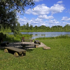 Atpūtas vieta pie “Mazā ezeriņa”, Viesīte Atpūtas vieta pie “Mazā ezeriņa”, Viesīte