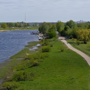 Skats no Pils salas skatu torņa dienvidu virzienā uz Jelgavu Skats no Pils salas skatu torņa dienvidu virzienā uz Jelgavu