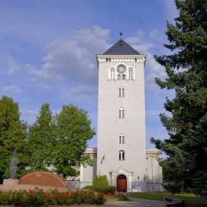 Jelgava Holy Trinity Church Tower and Monument to Jānis Čakste Jelgava Holy Trinity Church Tower and Monument to Jānis Čakste