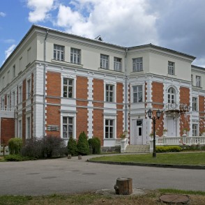 Bebrenes muižas pils Bebrenes muižas pils