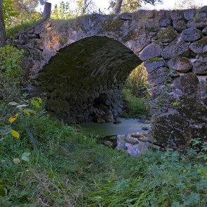 Mūrmuiža Arched Stone Bridge over River Vilce Mūrmuiža Arched Stone Bridge over River Vilce
