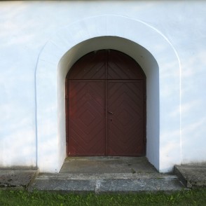 Lašu luterāņu baznīcas ieejas portāls Lašu luterāņu baznīcas ieejas portāls