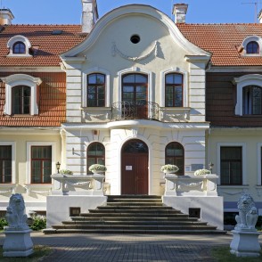 Sventes muižas ieejas portāls Sventes muižas ieejas portāls