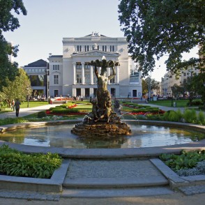 Latvijas Nacionālā opera Latvijas Nacionālā opera